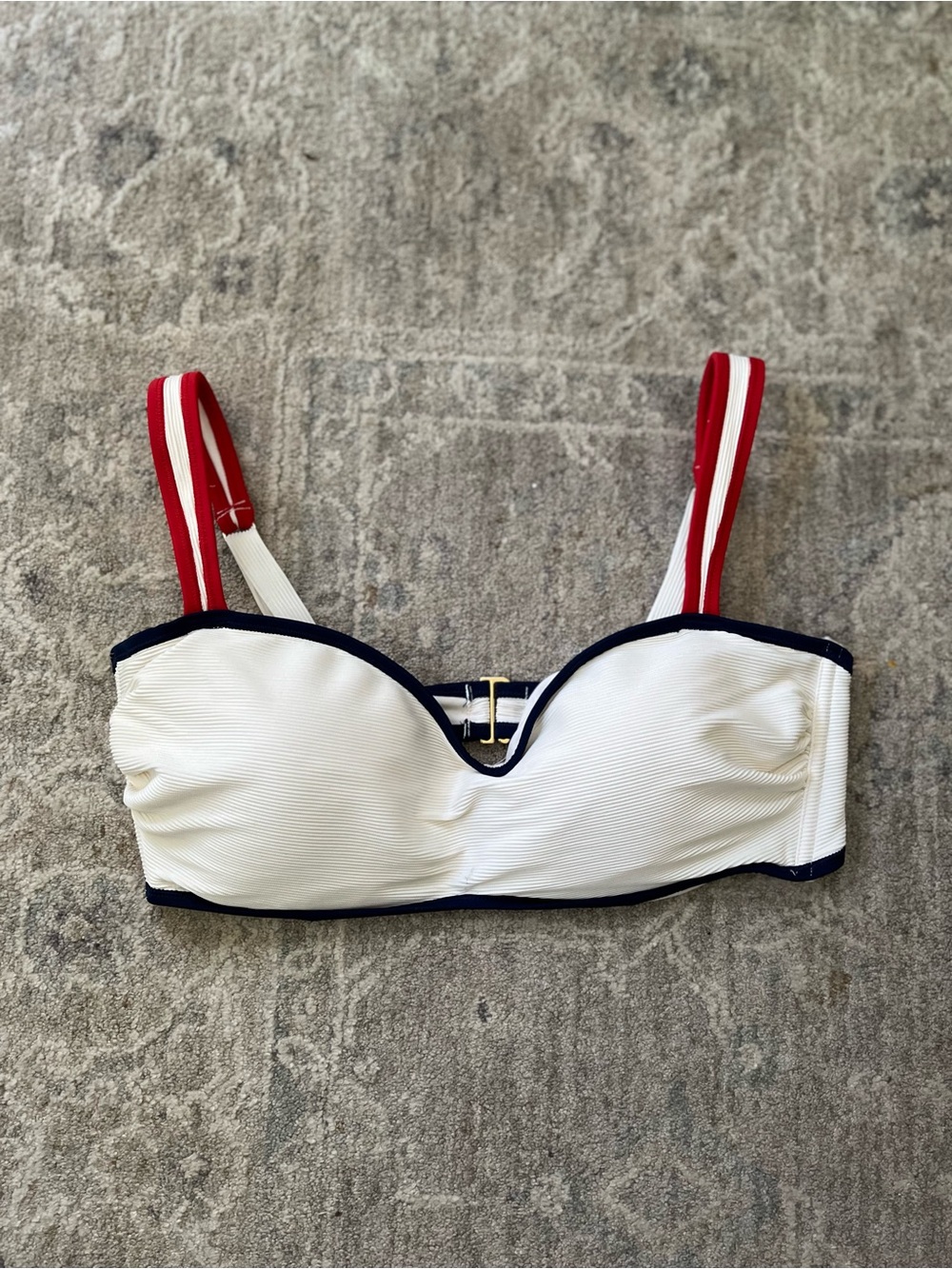 Shade & Shore White Bandeau Bikini Top with Navy Trim and Red Straps - 38DD